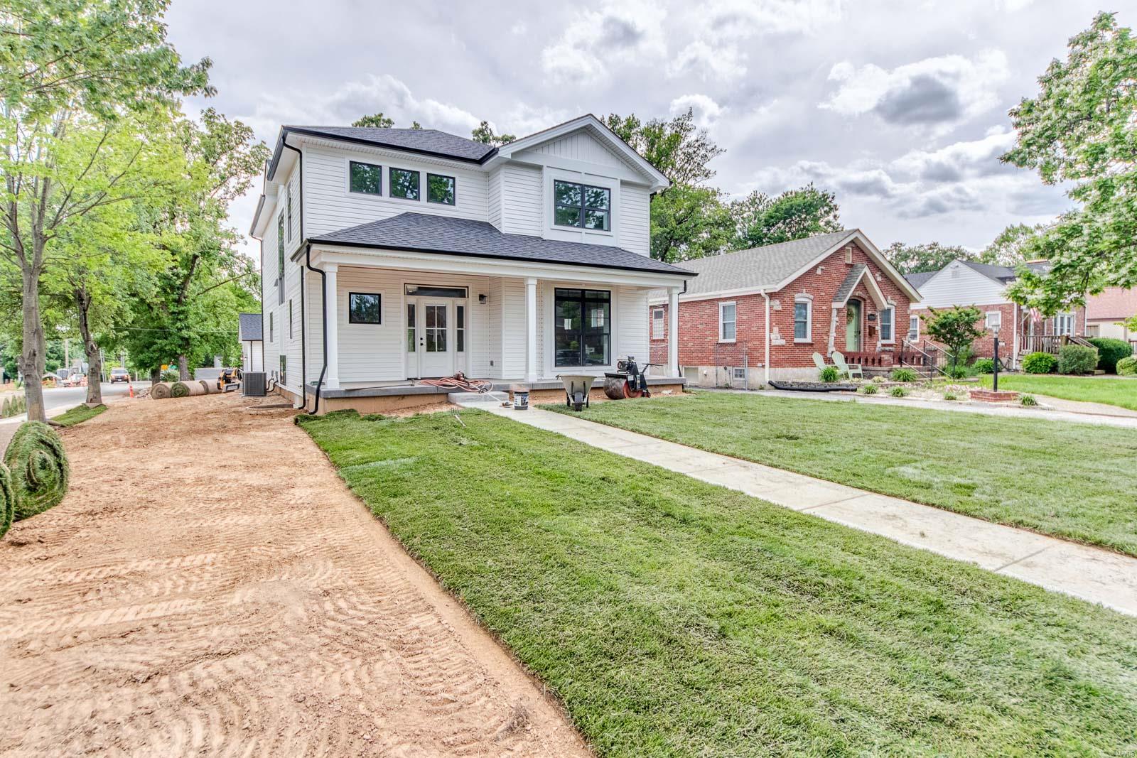 Bompart Heights - Residential