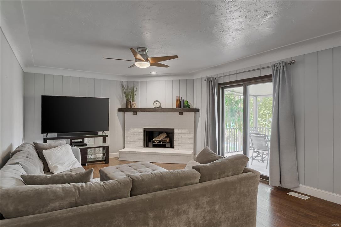 Oak Creek Hills - Residential