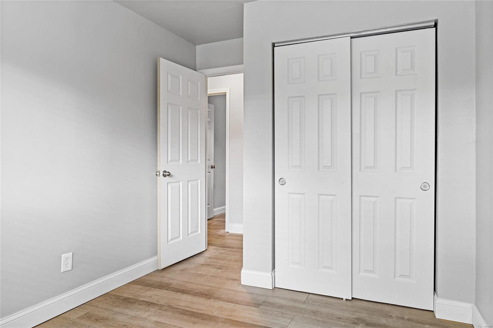 Hazelwood, Missouri 63042, United States, 4 Bedrooms Bedrooms, ,2 BathroomsBathrooms,Residential,Pending,43207