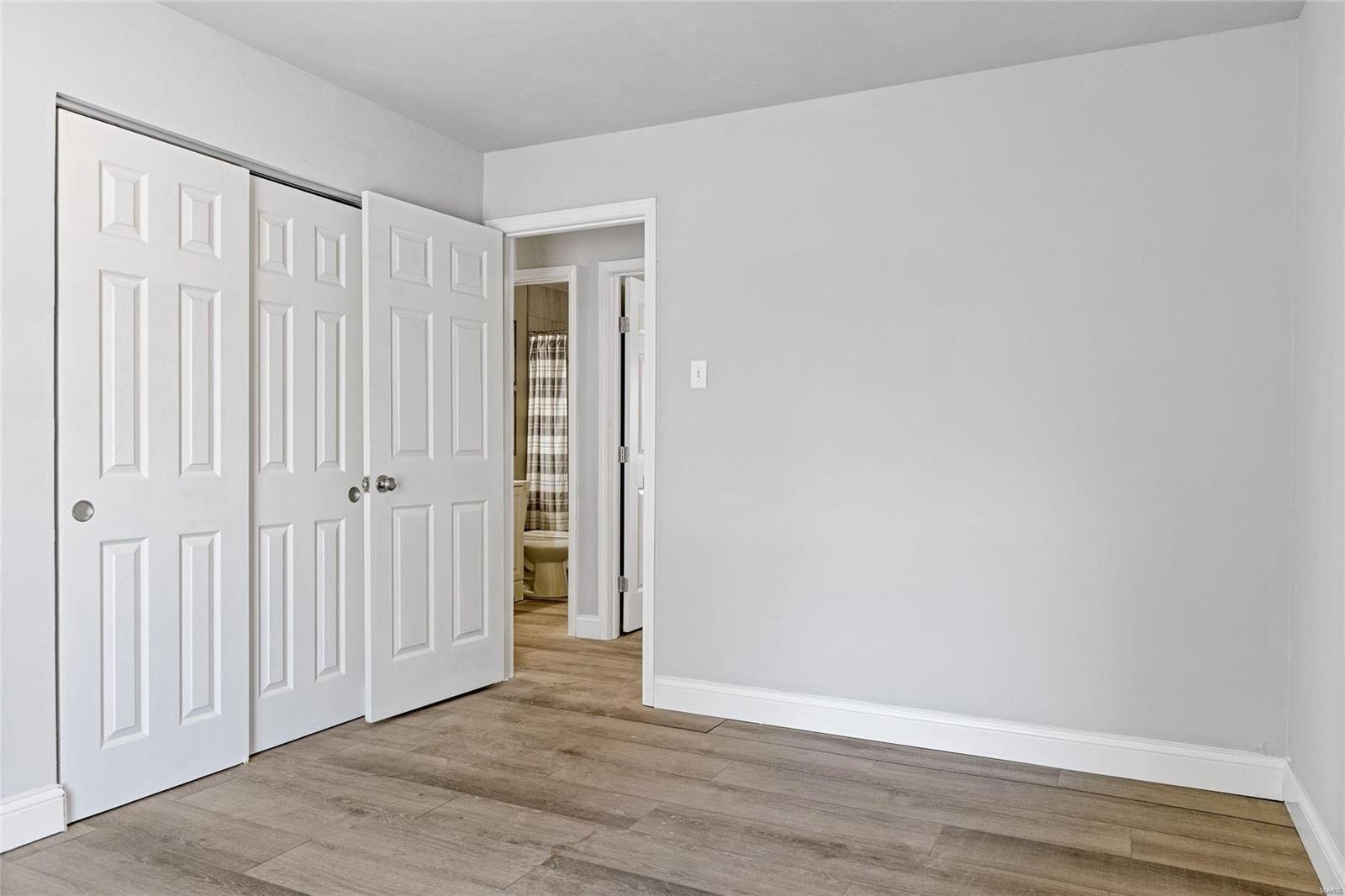 Hazelwood, Missouri 63042, United States, 4 Bedrooms Bedrooms, ,2 BathroomsBathrooms,Residential,Pending,43207