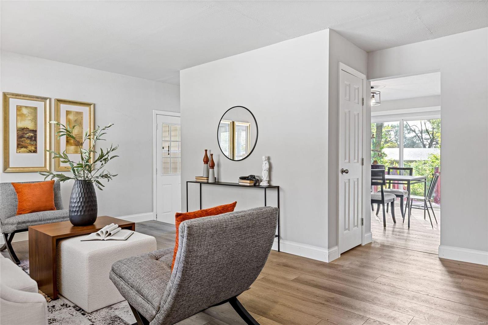 Hazelwood, Missouri 63042, United States, 4 Bedrooms Bedrooms, ,2 BathroomsBathrooms,Residential,Pending,43207