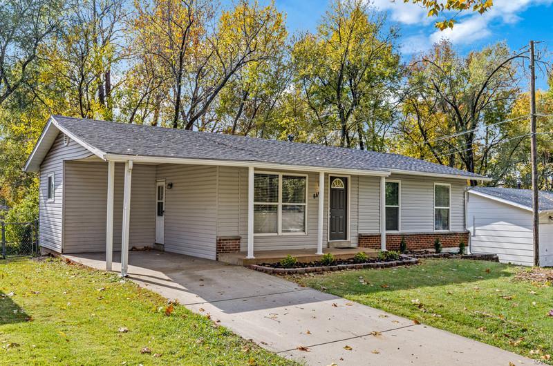 Hazelwood, Missouri 63042, United States, 4 Bedrooms Bedrooms, ,2 BathroomsBathrooms,Residential,Pending,43207