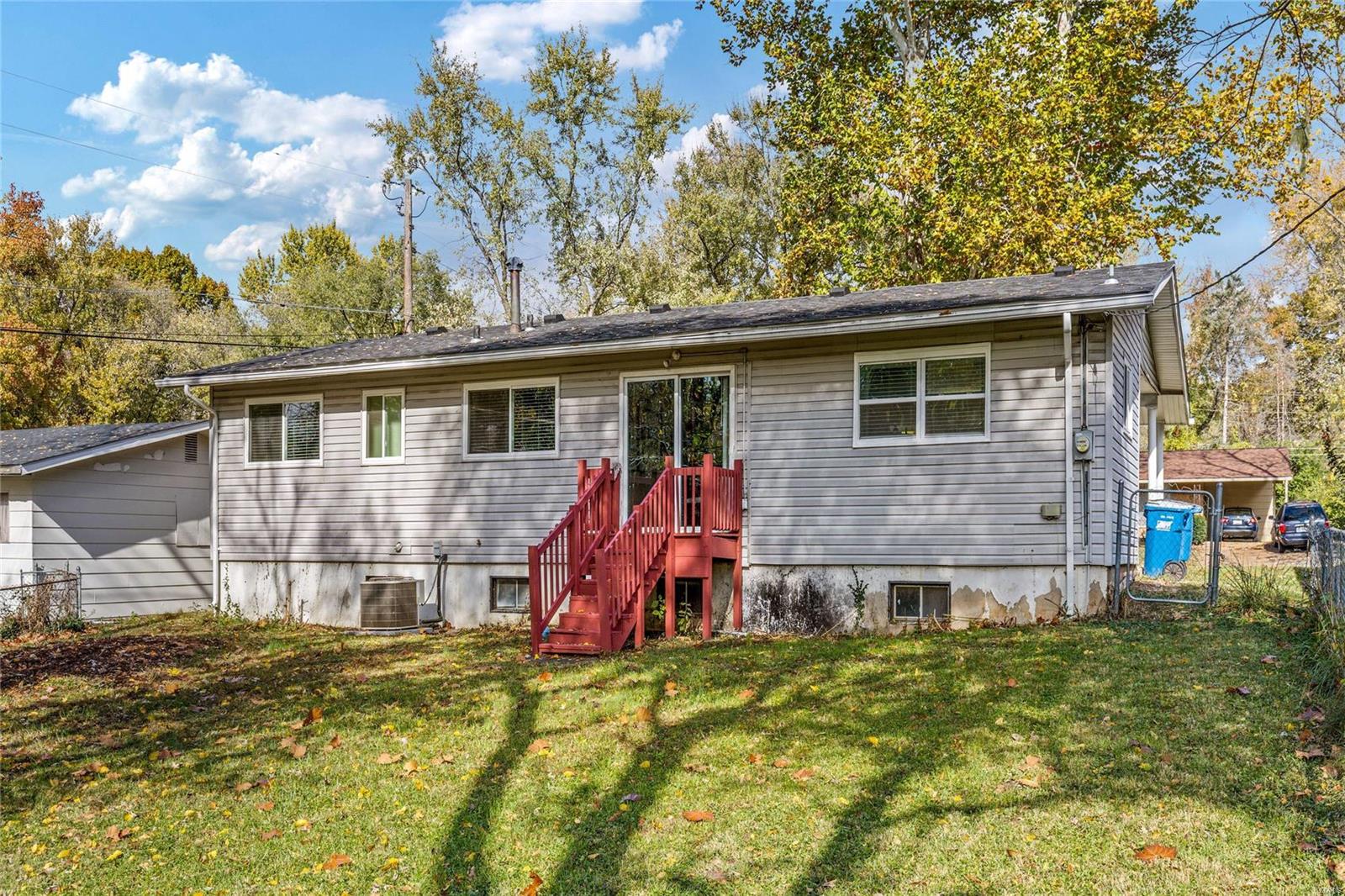 Hazelwood, Missouri 63042, United States, 4 Bedrooms Bedrooms, ,2 BathroomsBathrooms,Residential,Pending,43207