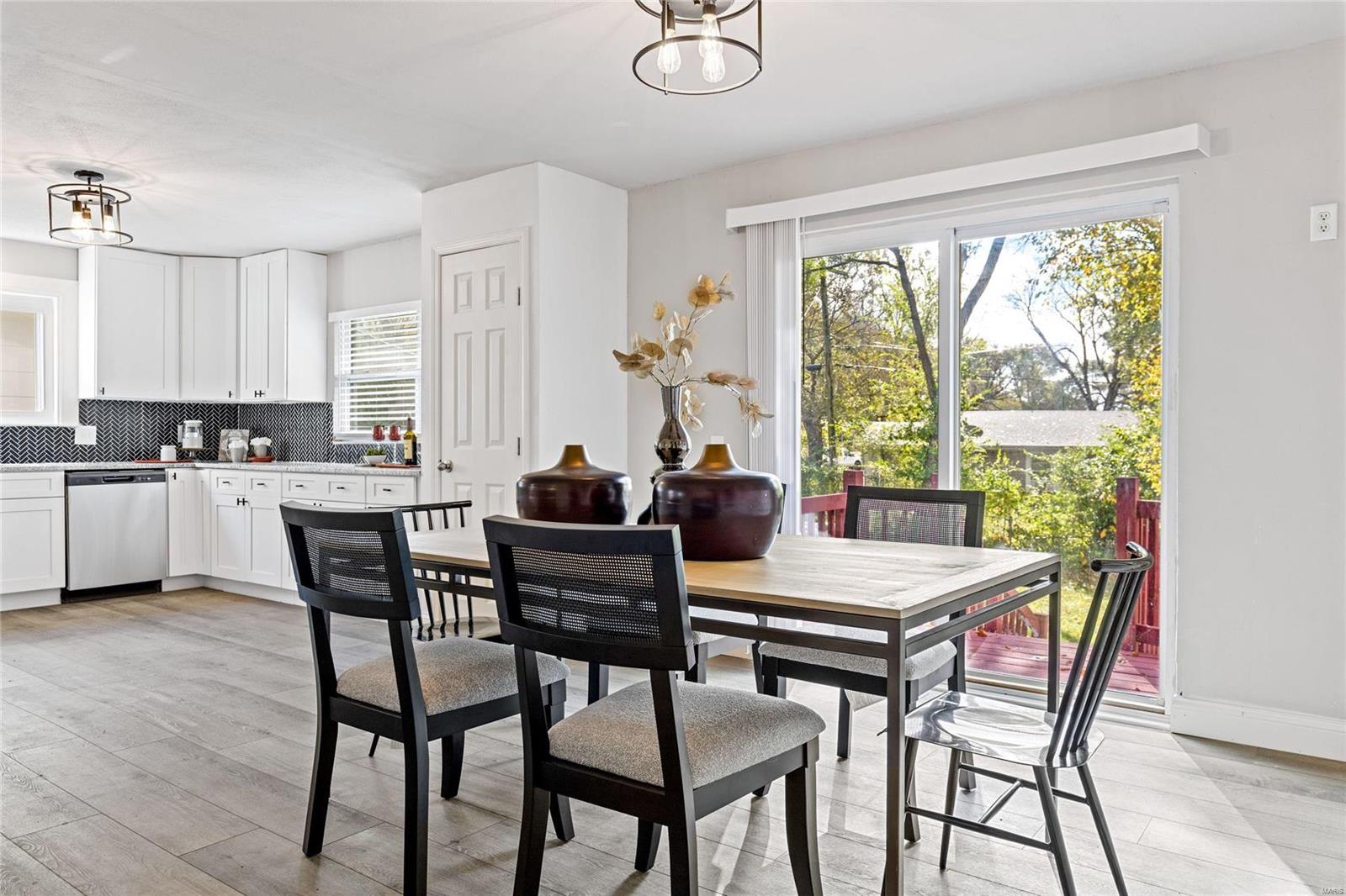 Hazelwood, Missouri 63042, United States, 4 Bedrooms Bedrooms, ,2 BathroomsBathrooms,Residential,Pending,43207