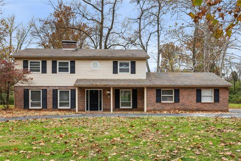 15 Chamblee Lane St Louis MO 63141
