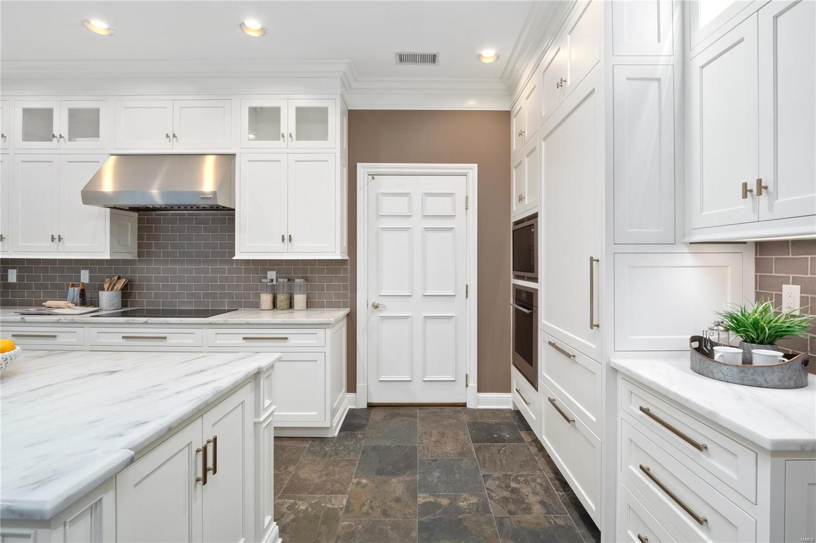 Shaw Place - Residential