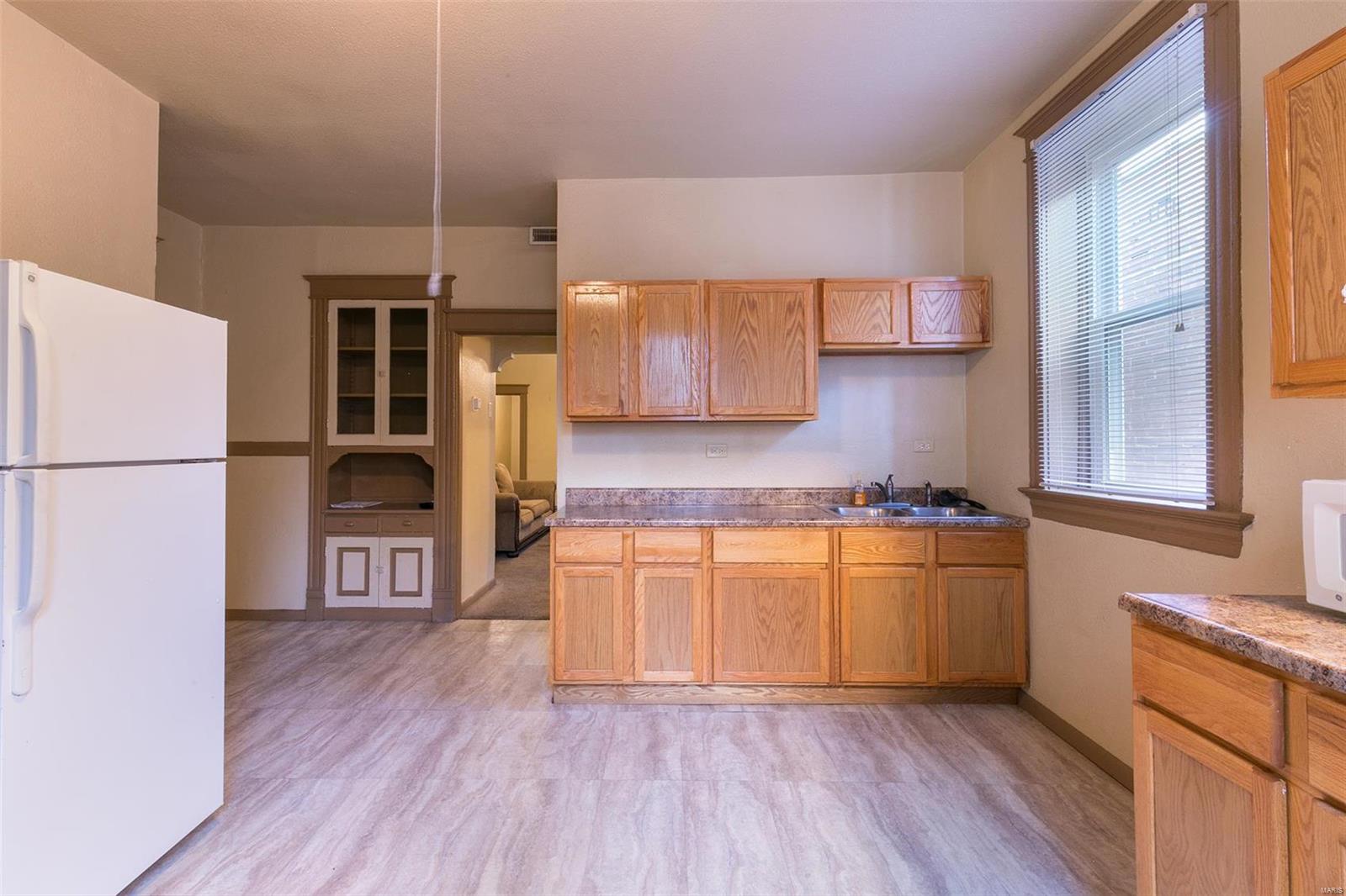 St Louis Commons Add - Residential Income
