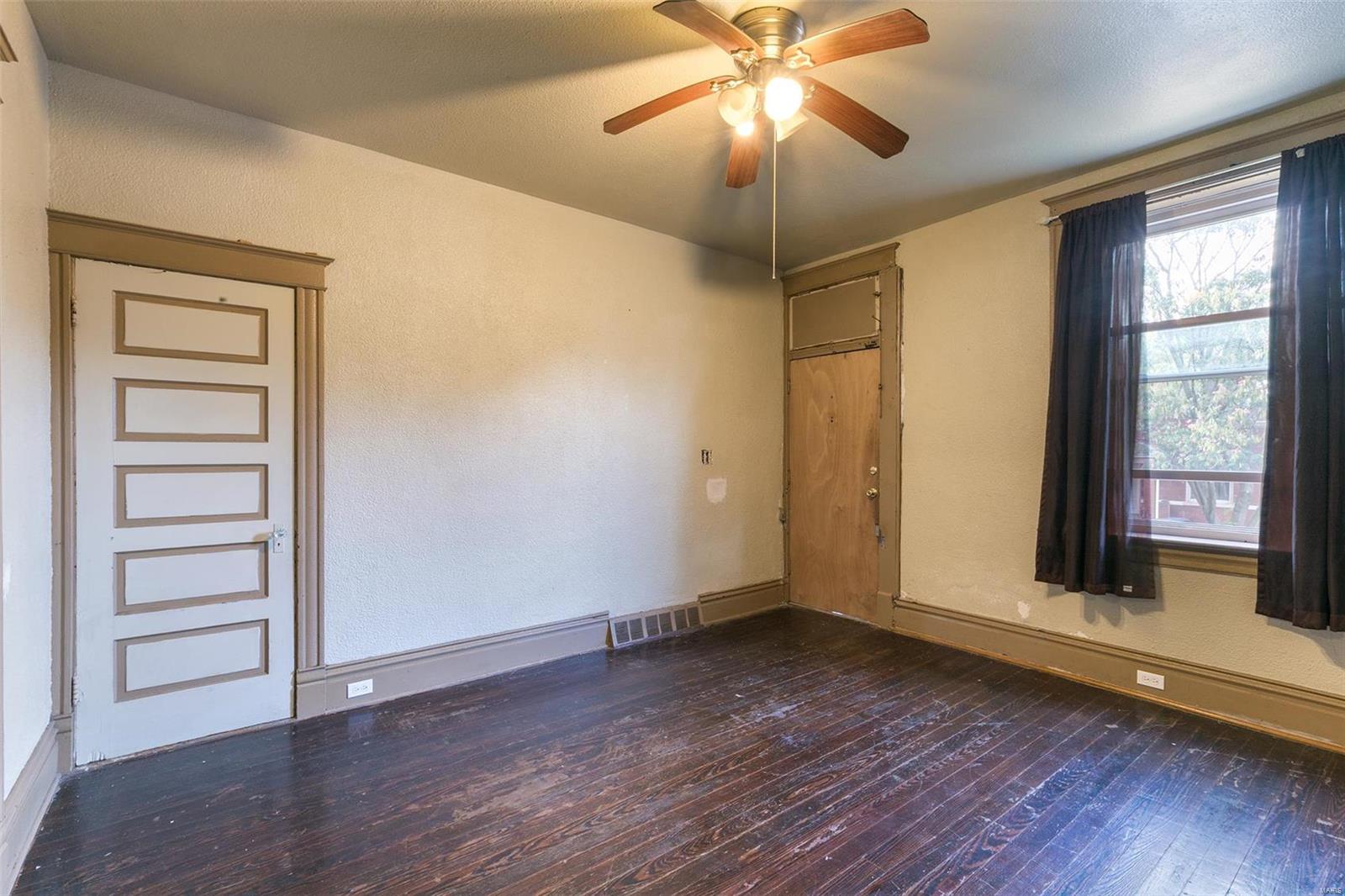 St Louis Commons Add - Residential Income