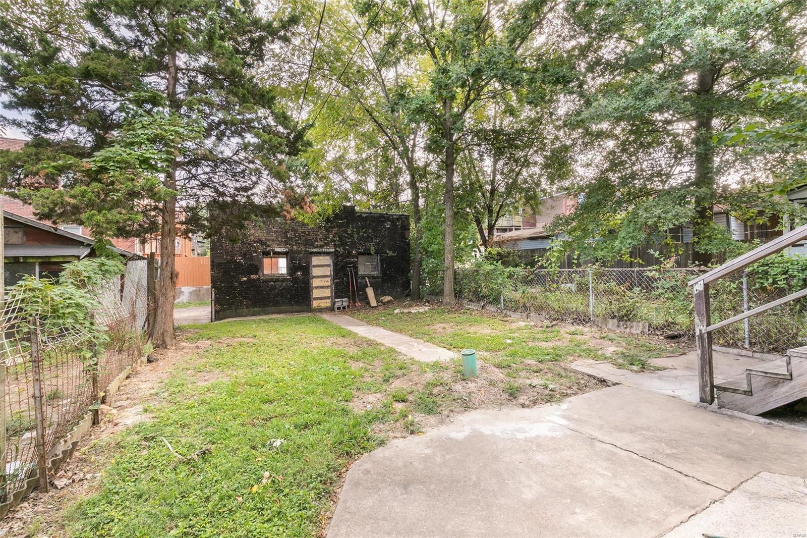 St Louis Commons Add - Residential Income