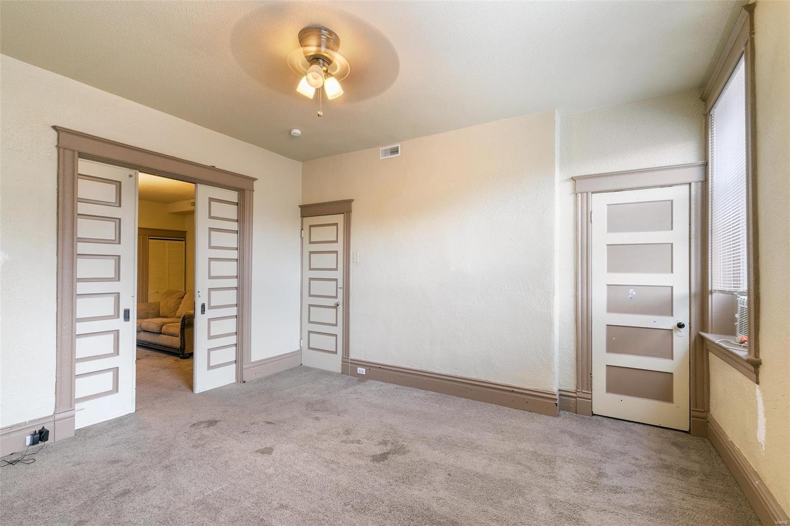 St Louis Commons Add - Residential Income