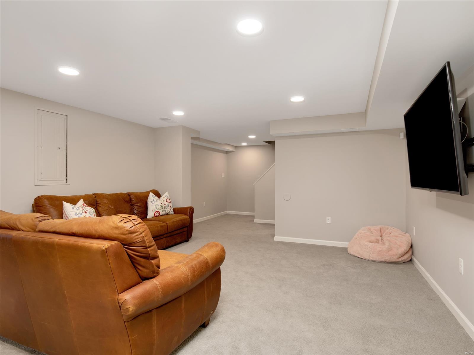 Old Warson Sub - Residential