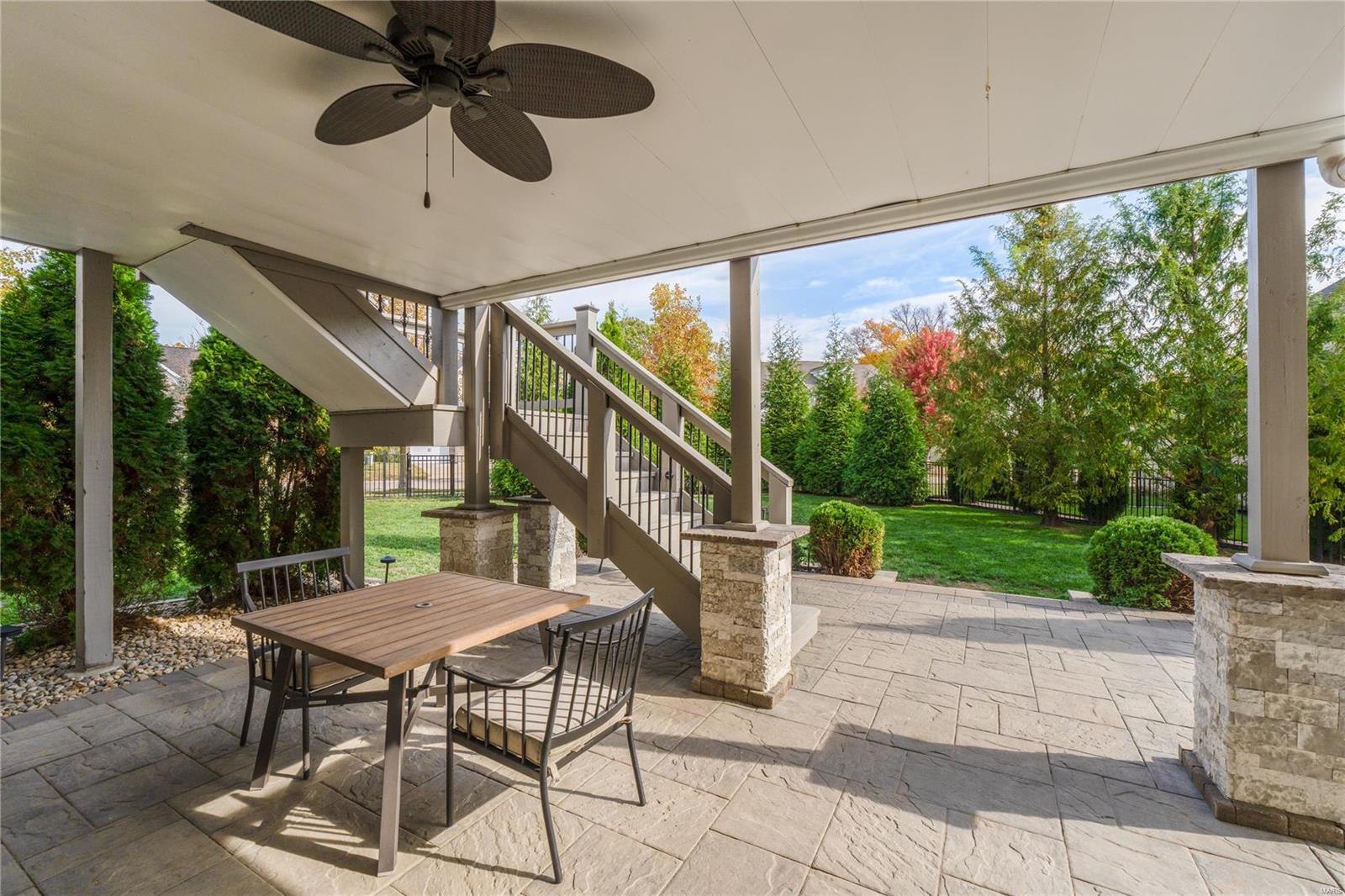 Chesterfield, Missouri 63005, United States, 5 Bedrooms Bedrooms, ,5 BathroomsBathrooms,Residential,Pending,22164