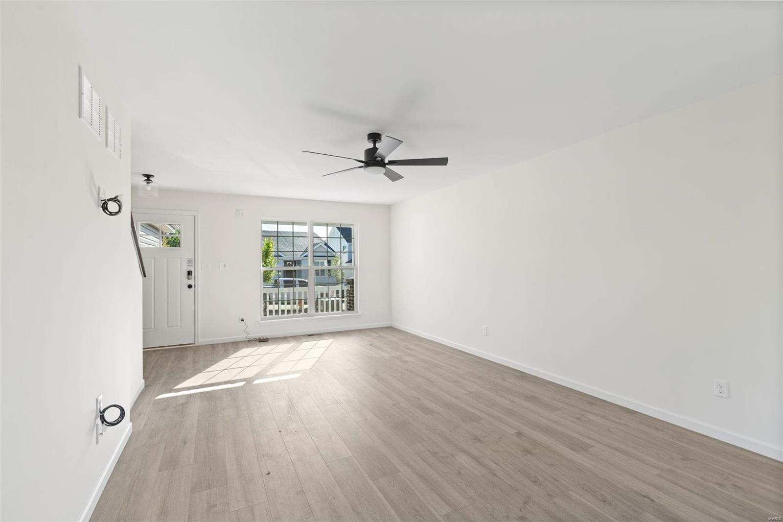 858 Woodbridge Way