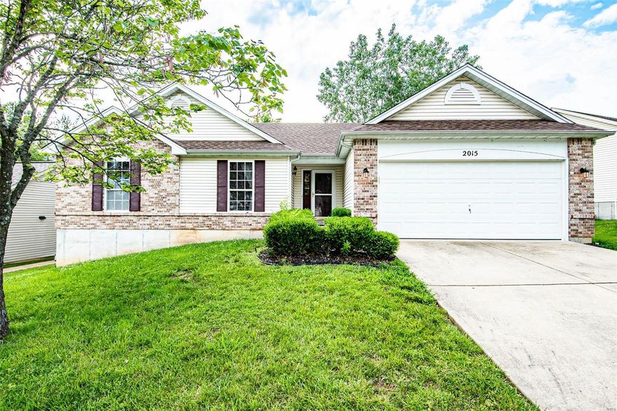 Wonderful Ranch Style Home in the Saddlebrook Estates Subdivision. Great space for you to enjoy inside and out. The open Great Room, Breakfast Room and Kitchen provide the perfect space for entertaining! The kitchen has plenty of prep space and updated appliances make it even better for the chefs in the home. The spacious vaulted Master Suite offers a full bath and a walk-in closet. The additional bedrooms on this level are well sized and ready for whatever you need - home office, bedroom - you decide. The lower level is a huge open canvas for you complete with a rough in for a bathroom. The possibilities are endless! Seller is also offering the Choice Home Warranty Ultimate Choice Coverage for you! Close to highways, shopping and more! Professional photos will be available on Thursday June 2nd. Showings begin on June 3rd at 9am! Put this one on your list of homes to see!