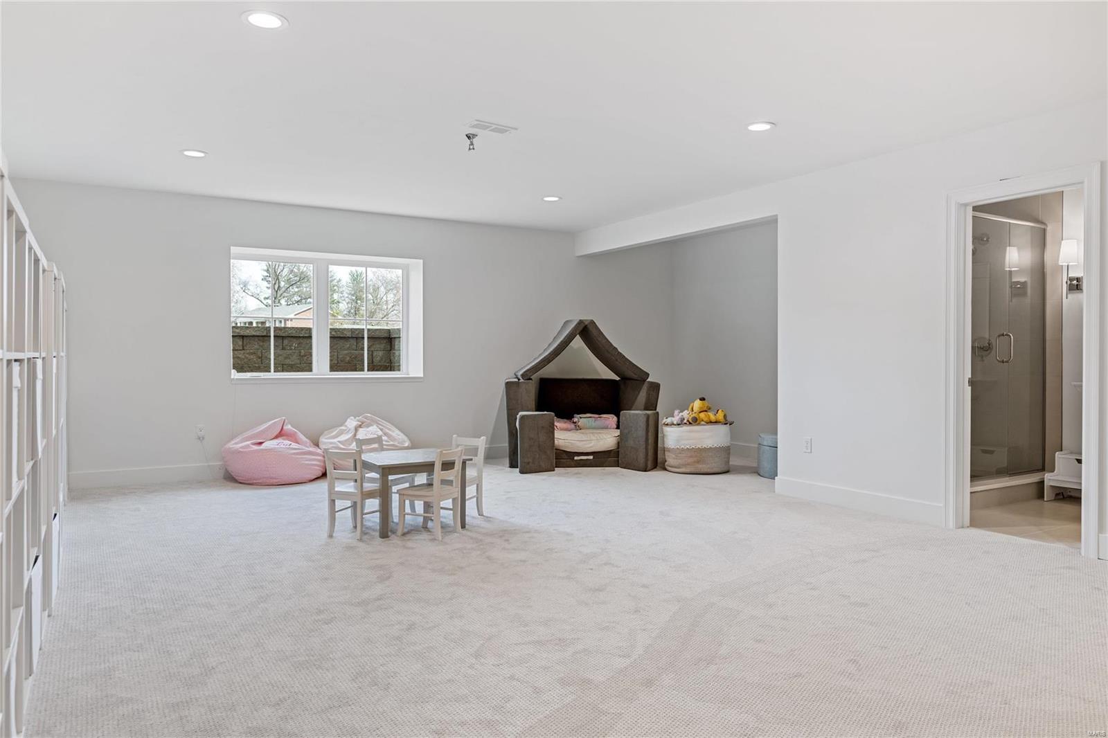 Pebble Acres - Residential