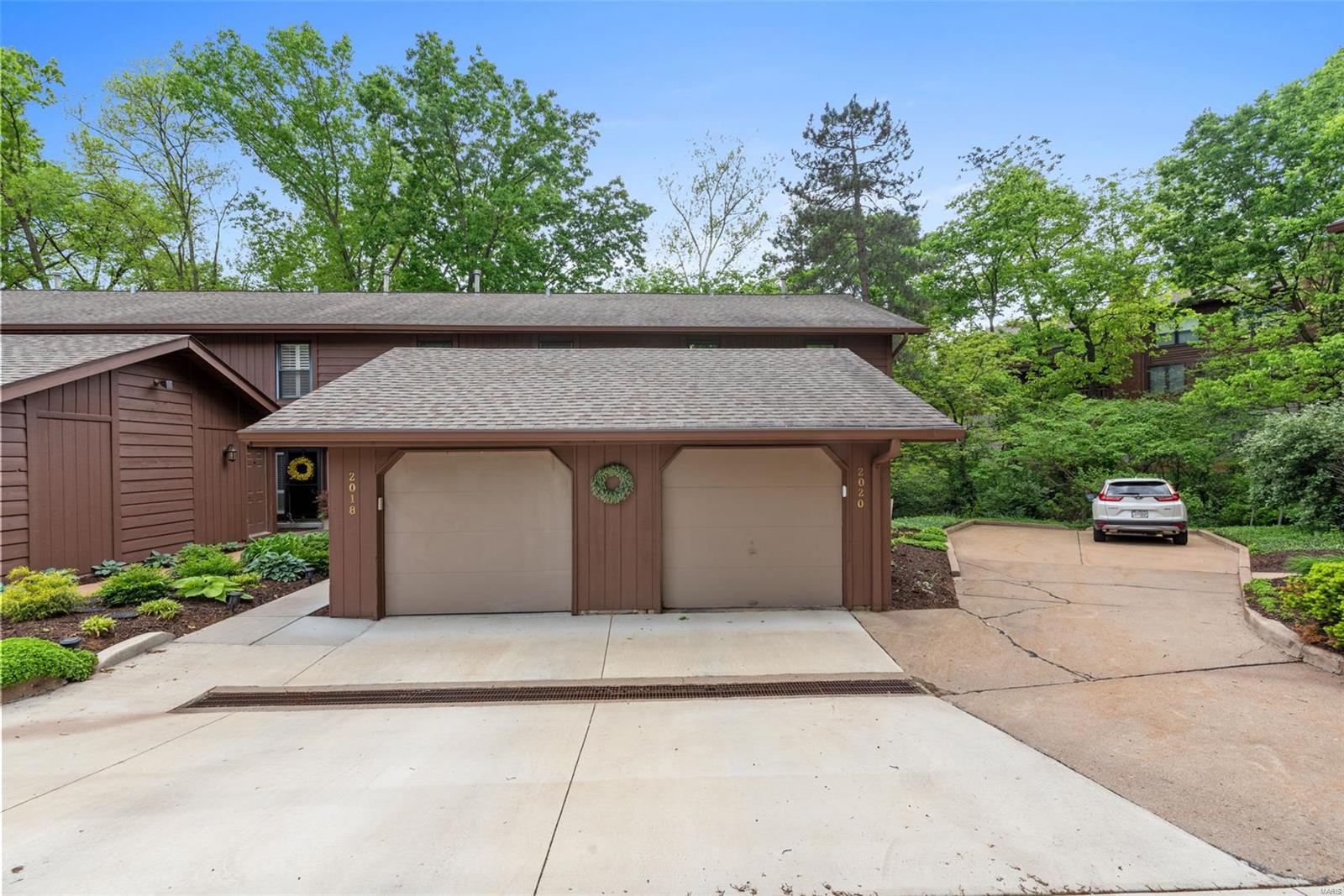 Kirkwood, Missouri 63122, United States, 3 Bedrooms Bedrooms, ,3 BathroomsBathrooms,Residential,Pending,123132