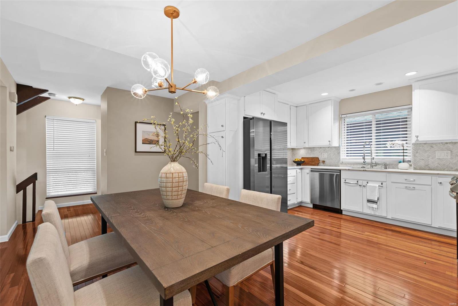 Kirkwood, Missouri 63122, United States, 3 Bedrooms Bedrooms, ,3 BathroomsBathrooms,Residential,Pending,123132