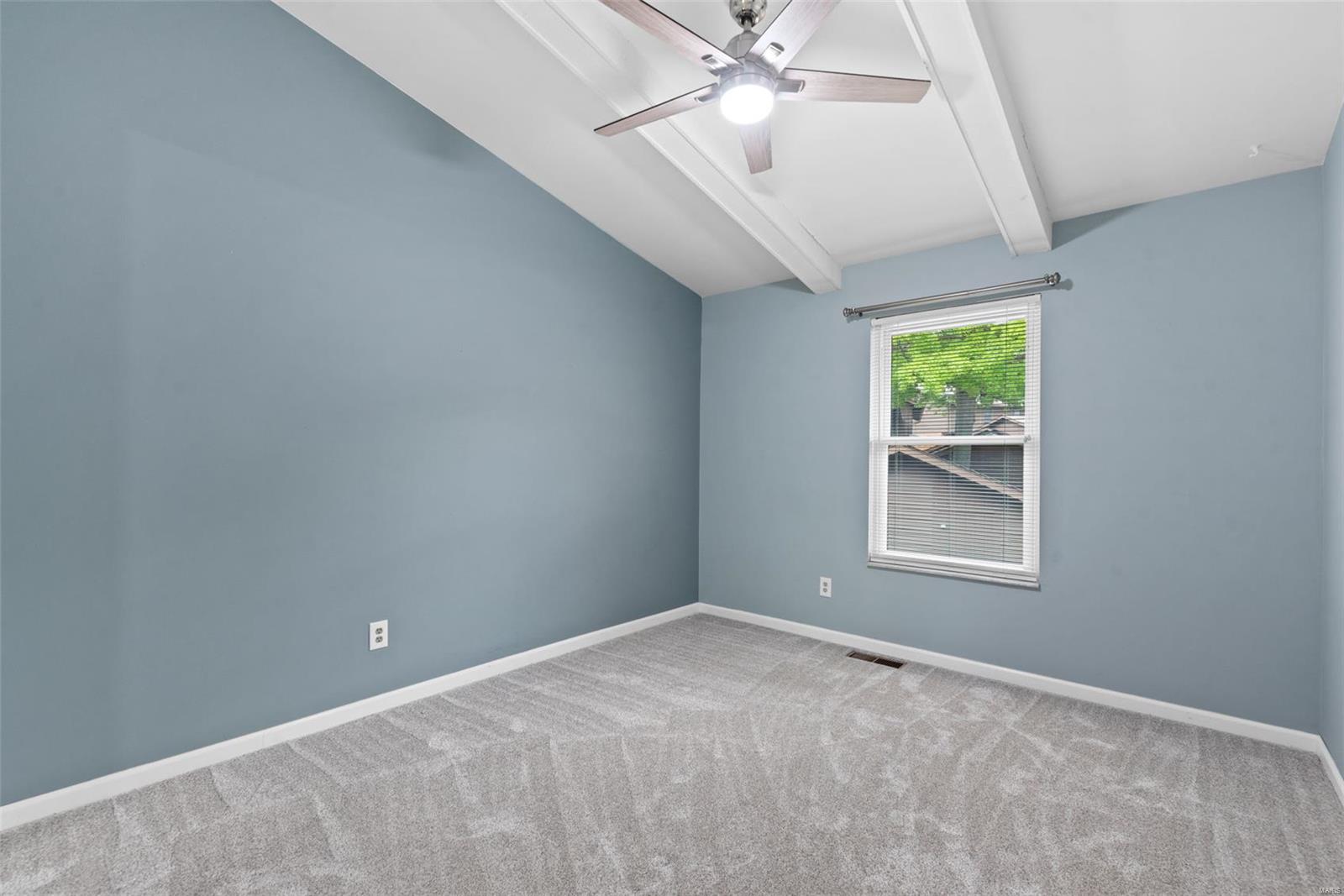 Kirkwood, Missouri 63122, United States, 3 Bedrooms Bedrooms, ,3 BathroomsBathrooms,Residential,Pending,123132