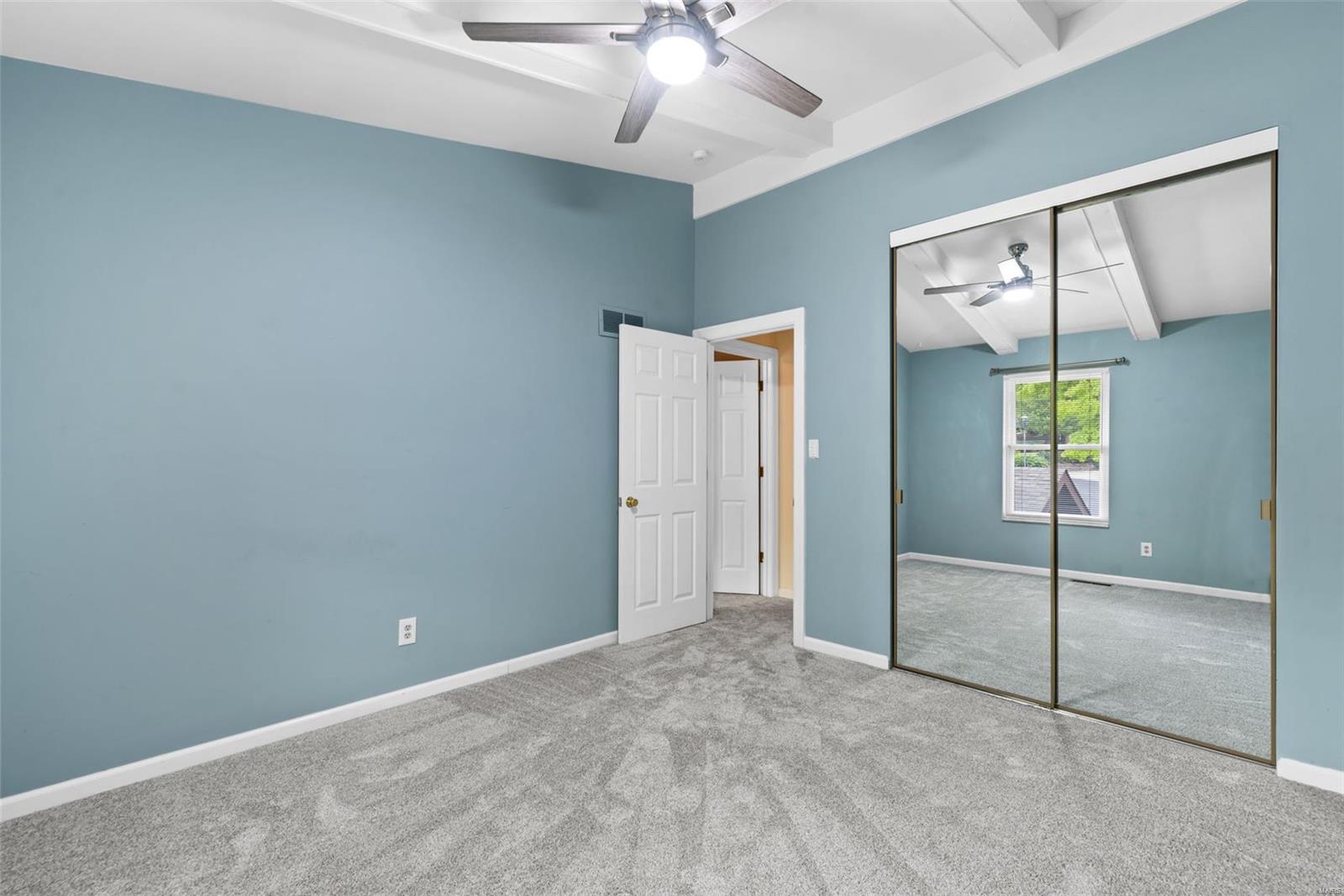 Kirkwood, Missouri 63122, United States, 3 Bedrooms Bedrooms, ,3 BathroomsBathrooms,Residential,Pending,123132