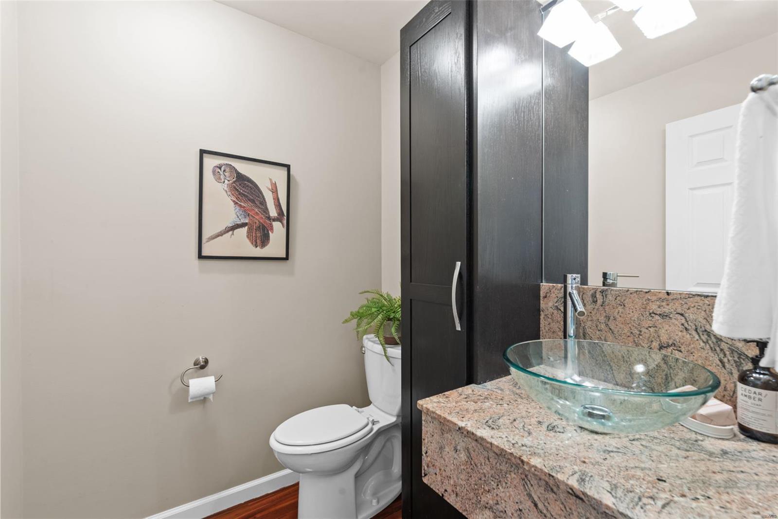 Kirkwood, Missouri 63122, United States, 3 Bedrooms Bedrooms, ,3 BathroomsBathrooms,Residential,Pending,123132