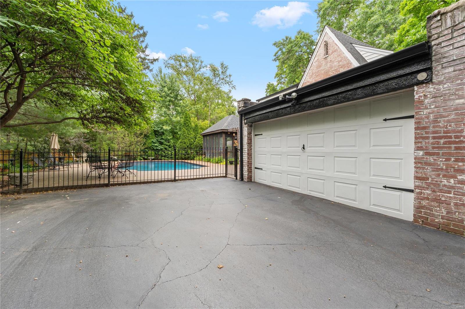 Willow Hill - Residential