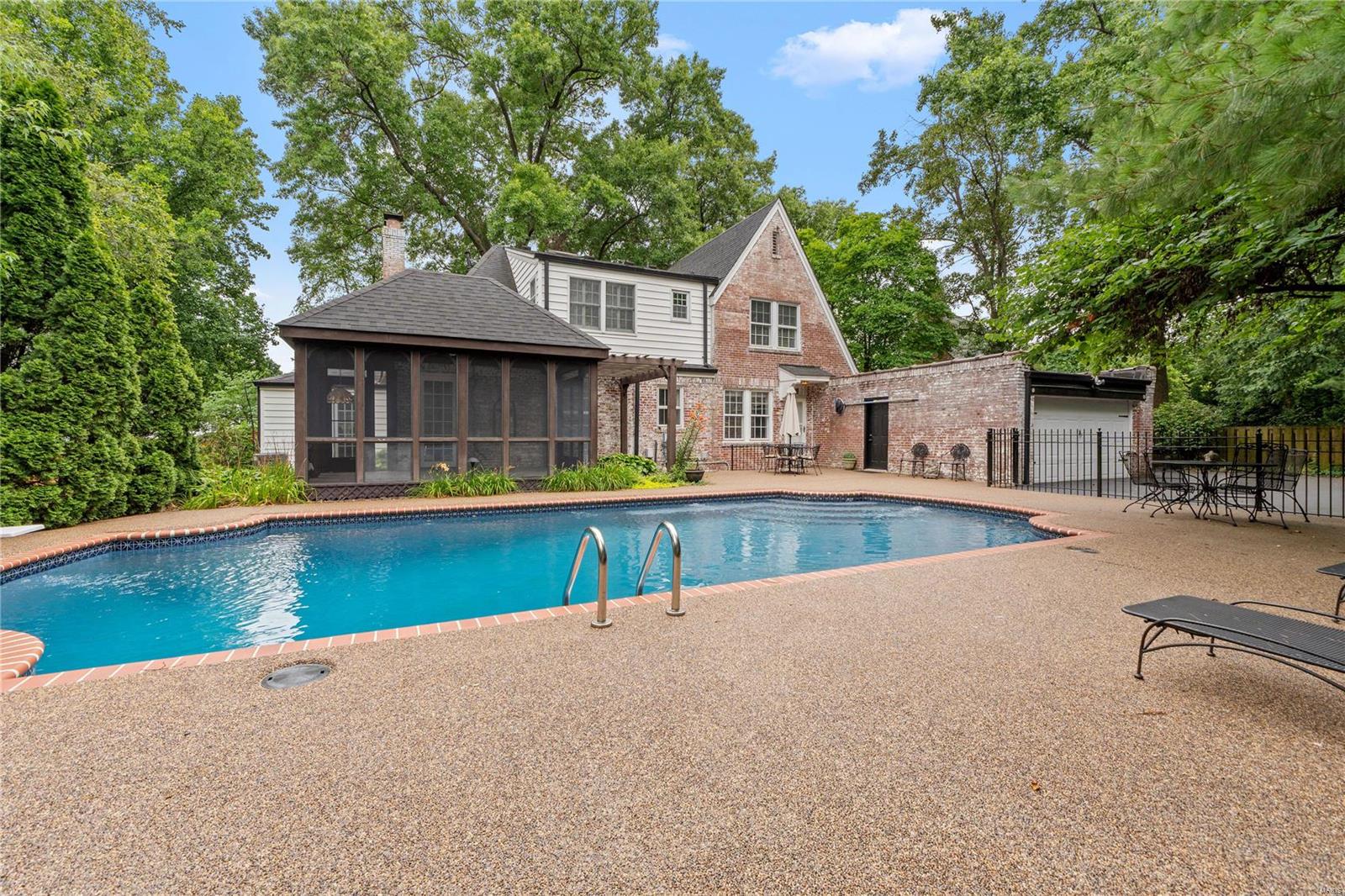 Willow Hill - Residential