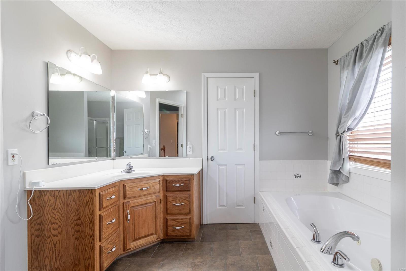 Sawmill Ridge - Residential