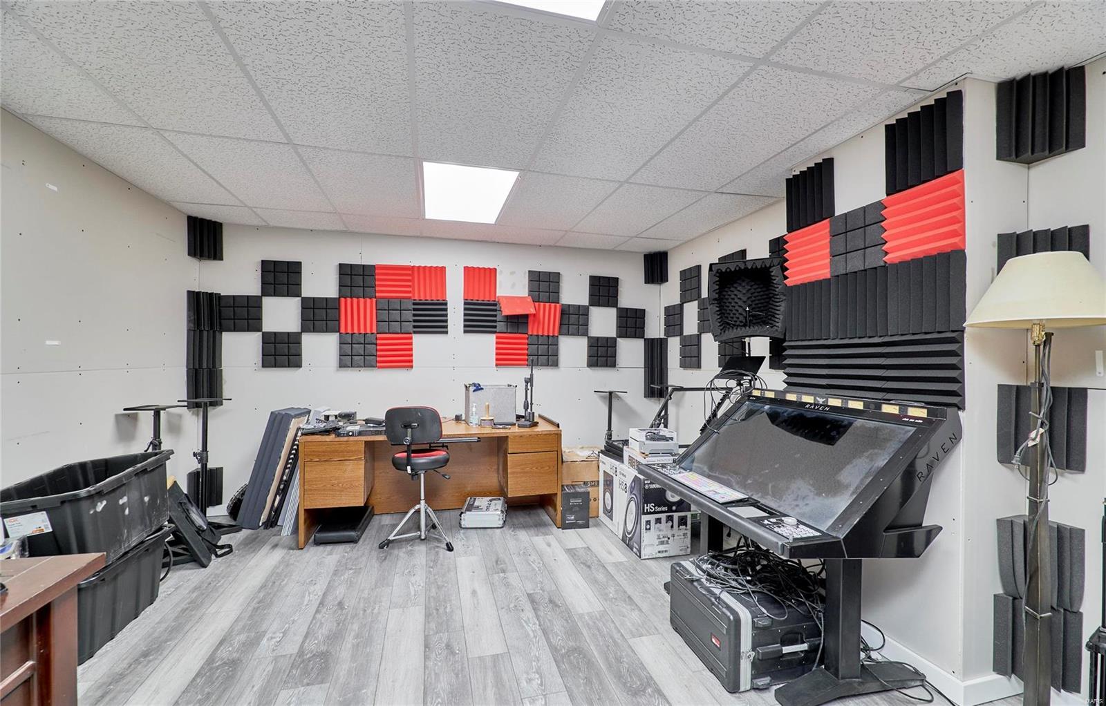 Hollow Hills - Residential