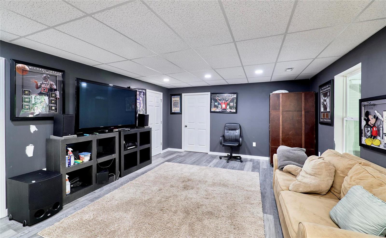 Hollow Hills - Residential