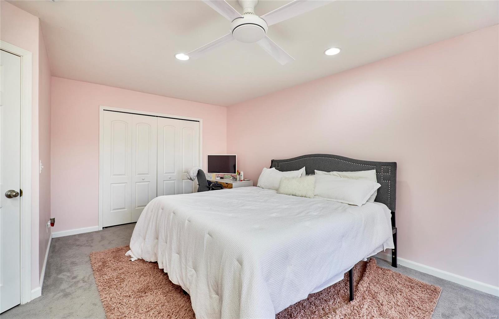 Hollow Hills - Residential