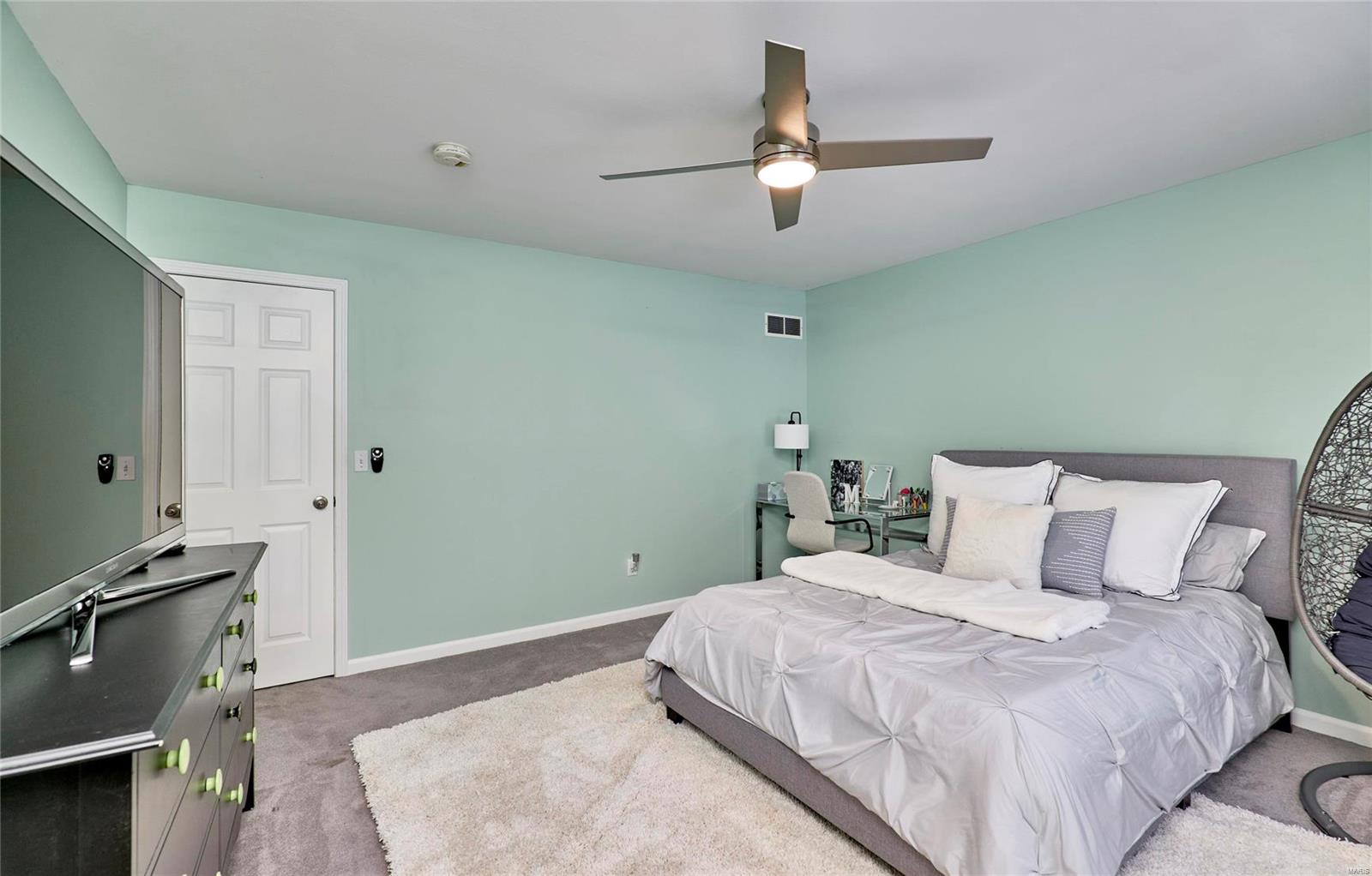 Hollow Hills - Residential