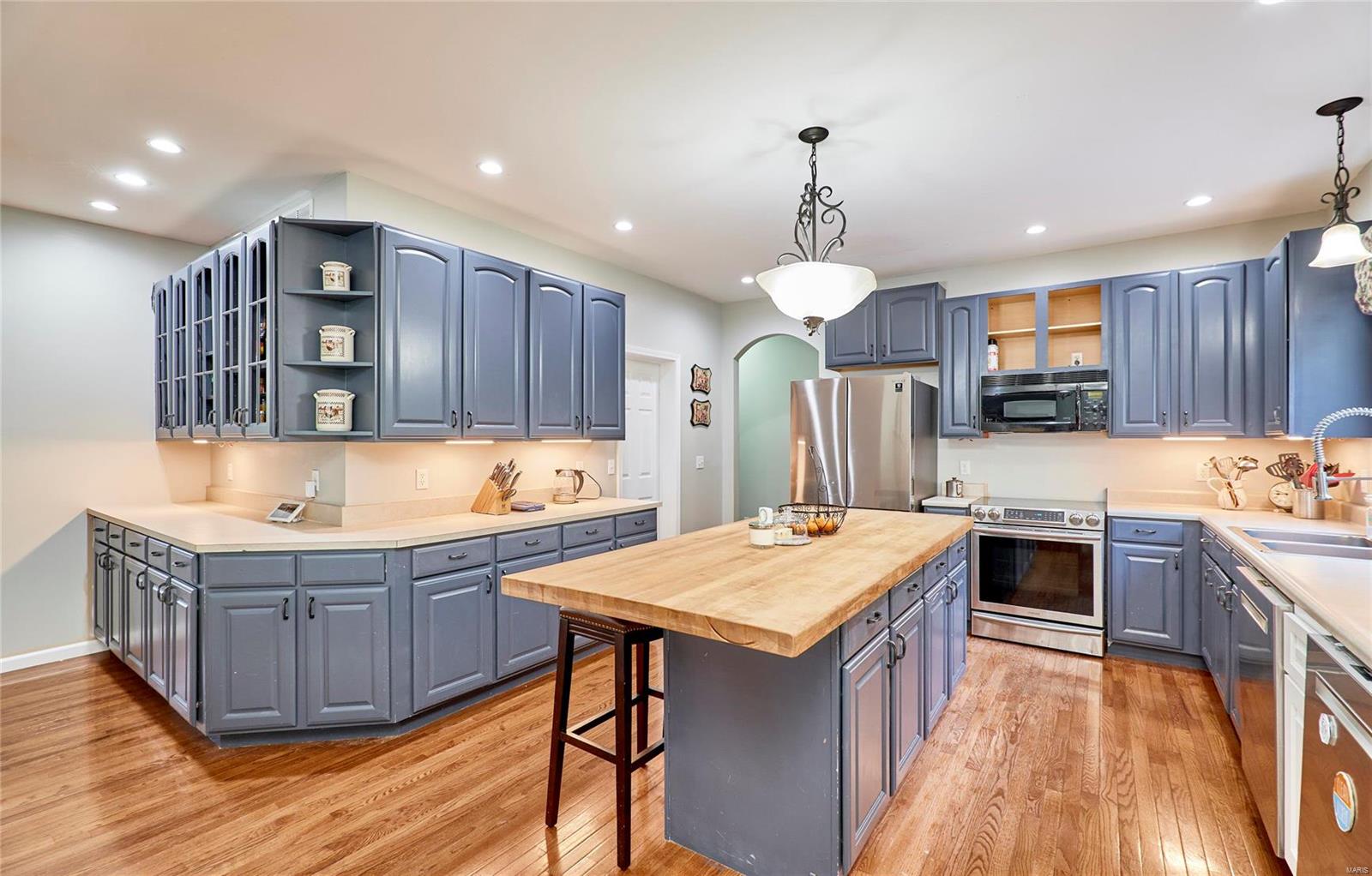 Hollow Hills - Residential