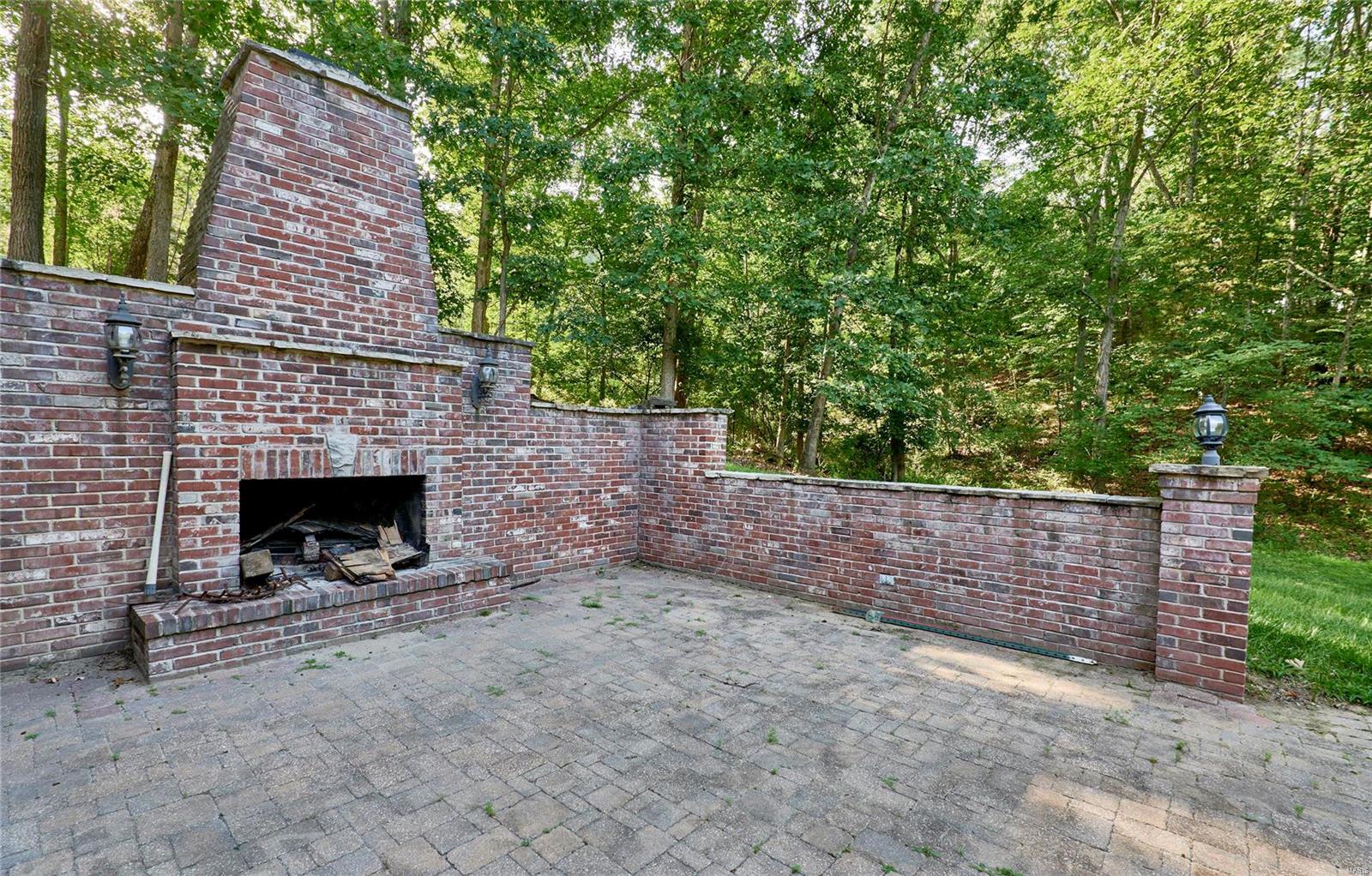 Hollow Hills - Residential