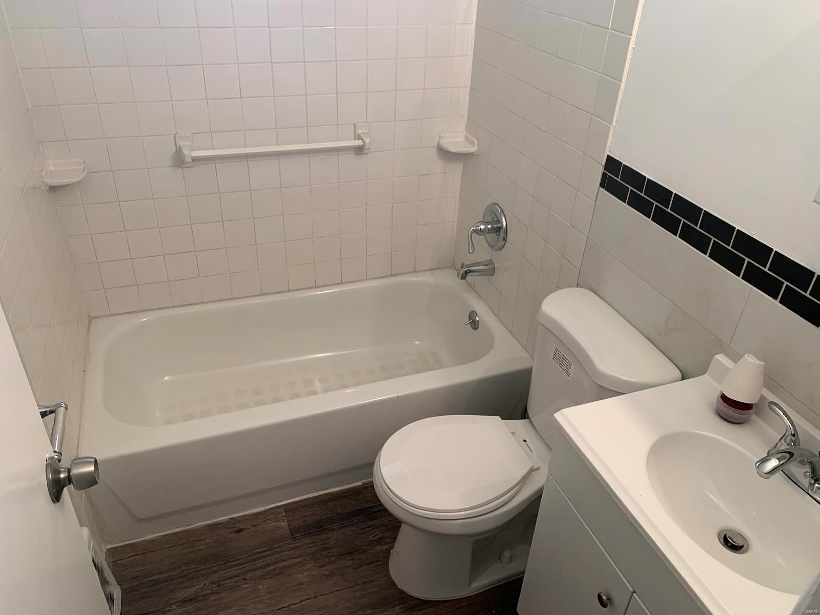 Glasgow Village Unit 6 - Residential