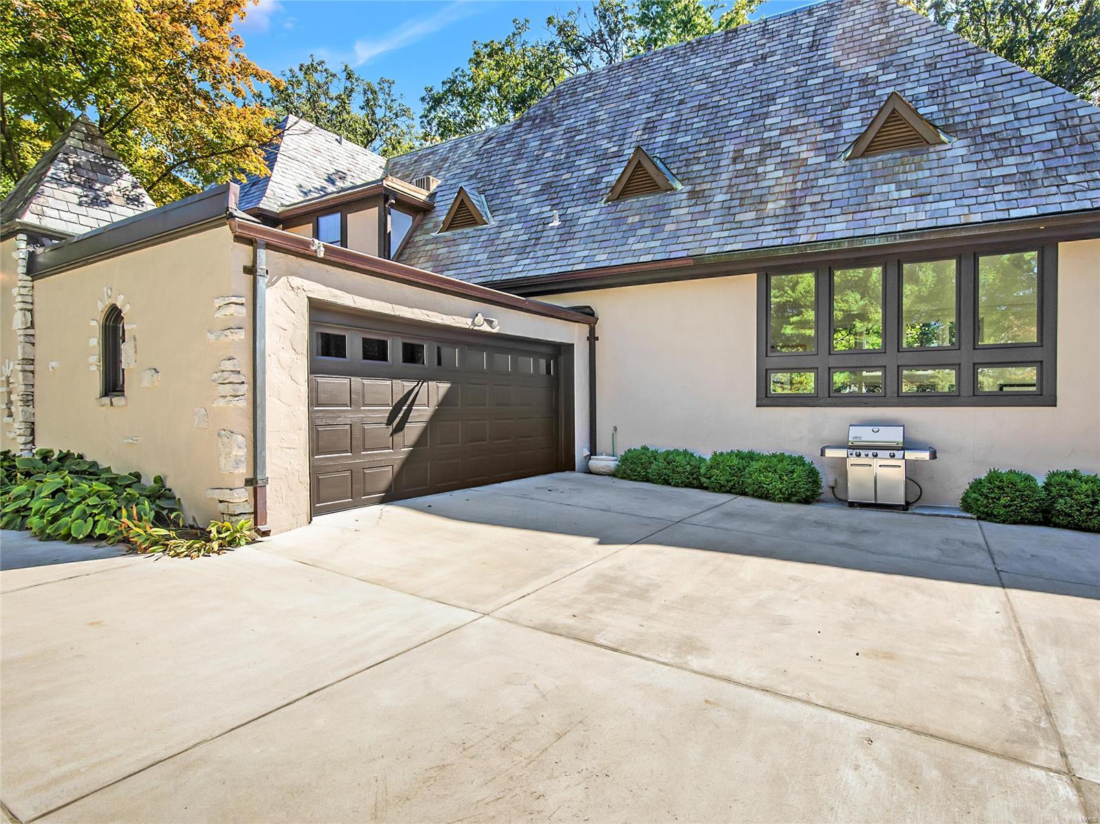 Sherwood Forest - Residential