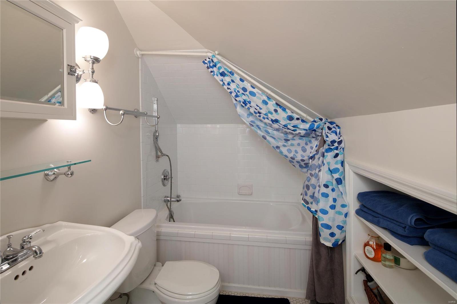 Hillcrest Amd - Residential