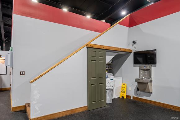 Hi Line - Commercial Sale