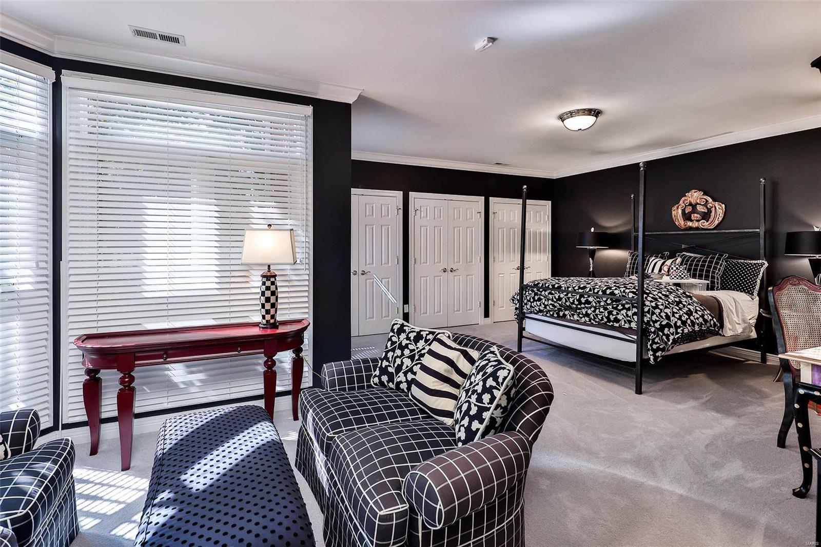 Manderleigh - Residential