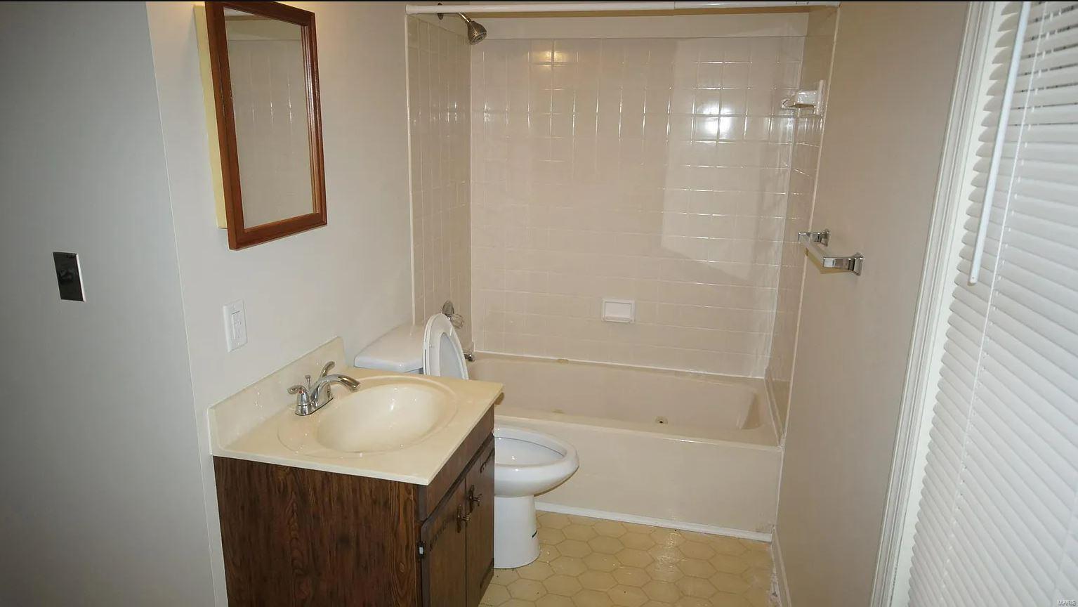 Old Town of St. Ferdinand - Residential Income