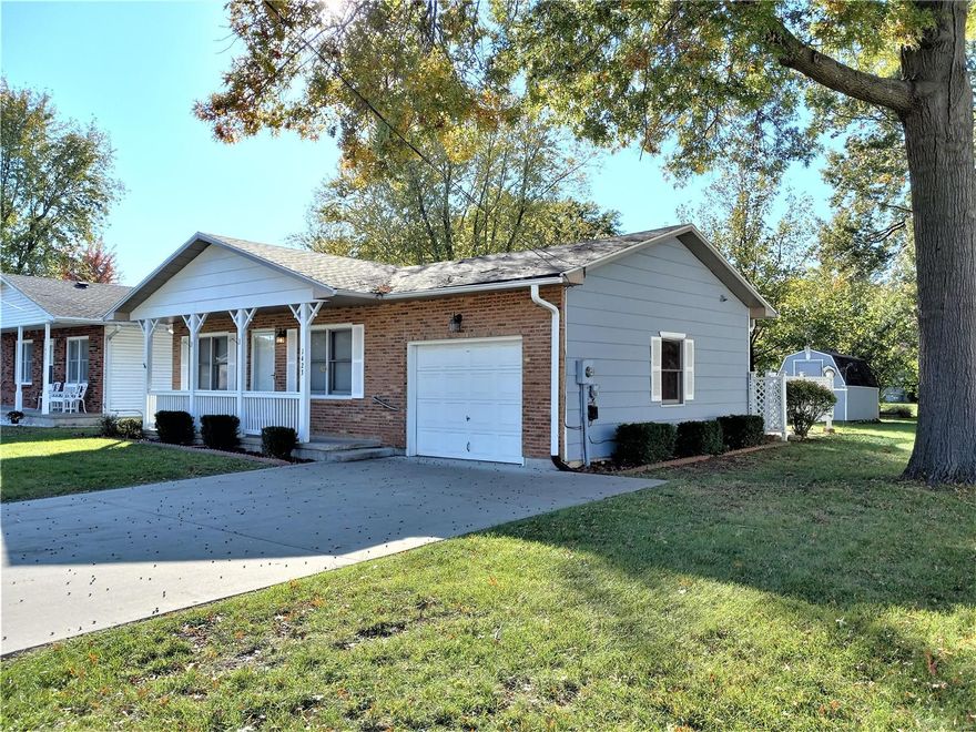 Here is a very nice three bedroom, one bath home with an attached garage located in Mexico, MO. The home features laminate flooring in the living areas, granite kitchen counter tops, and all of the kitchen appliances will convey with the sale. There is a designated laundry room with the washer and dryer to convey with the sale. The back yard is level for easy maintenance and features an outdoor patio area for entertaining. Home should qualify for all loan types.