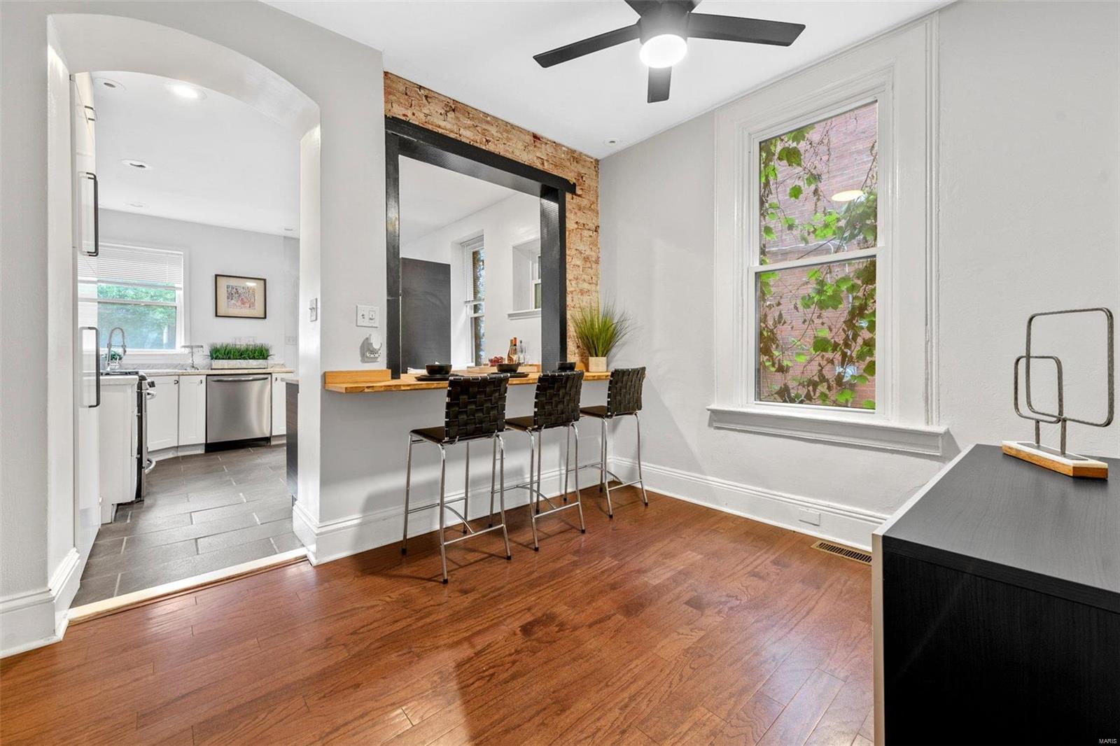 Compton Hill Place Add - Residential