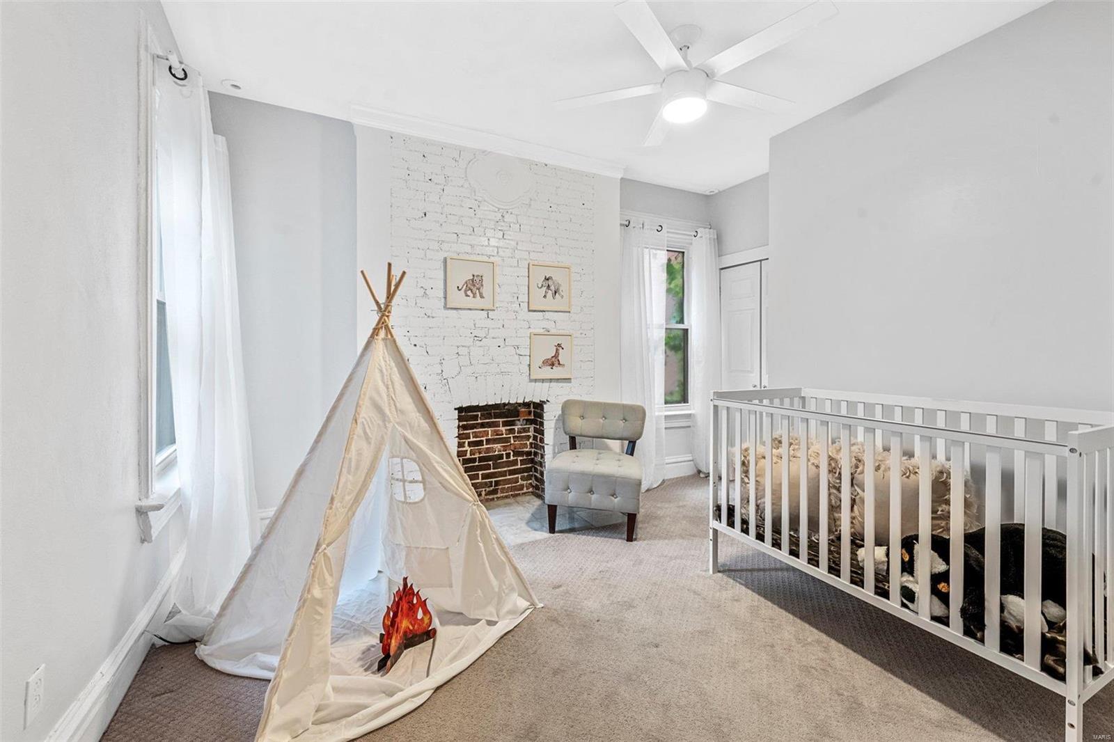 Compton Hill Place Add - Residential