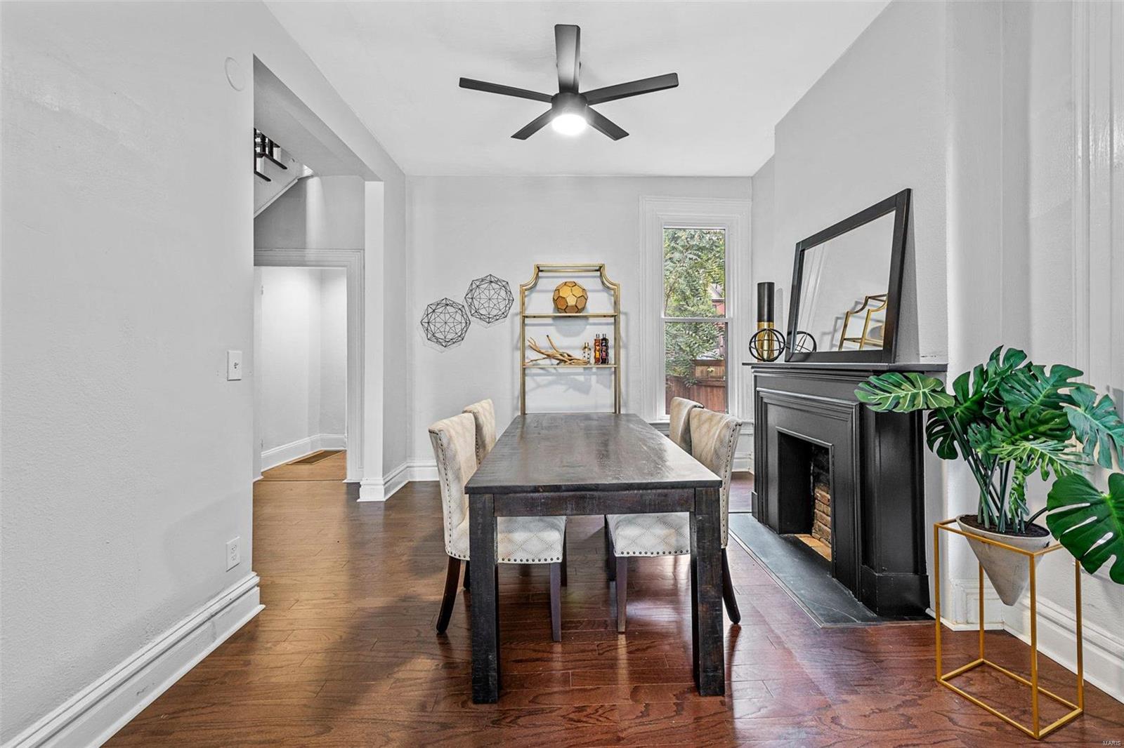 Compton Hill Place Add - Residential