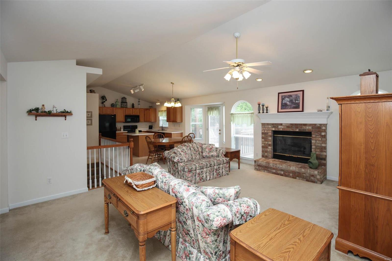 Lindys Landing - Residential