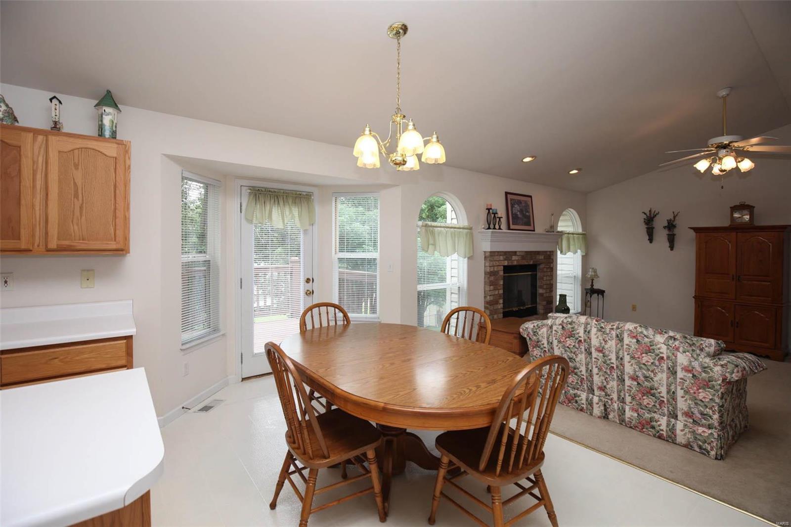 Lindys Landing - Residential