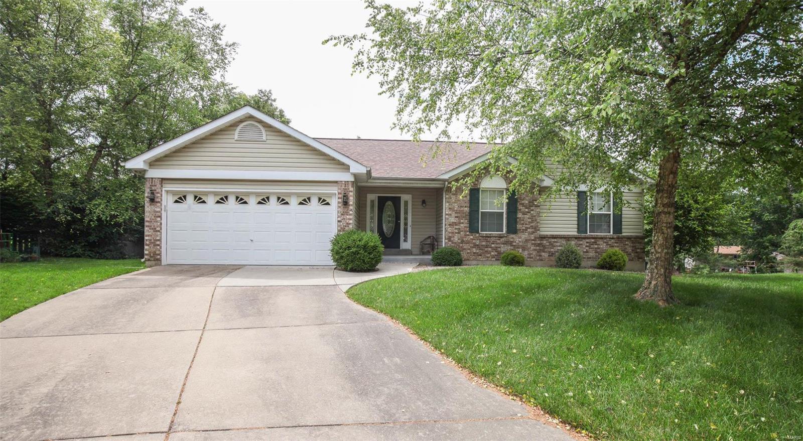 Lindys Landing - Residential