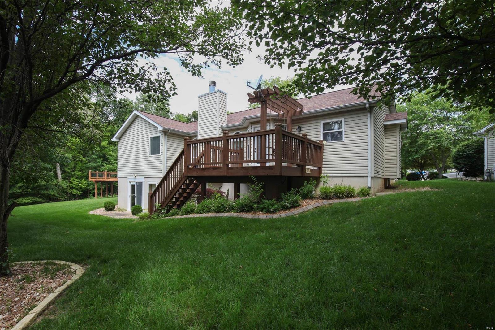 Lindys Landing - Residential