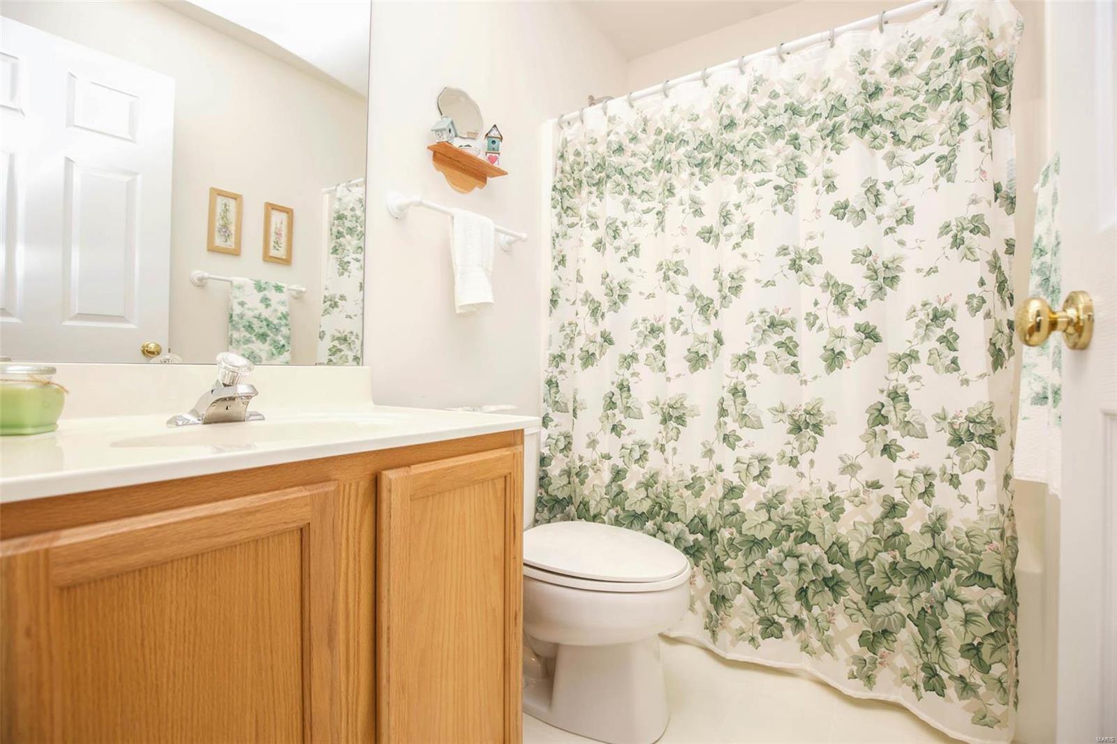 Lindys Landing - Residential