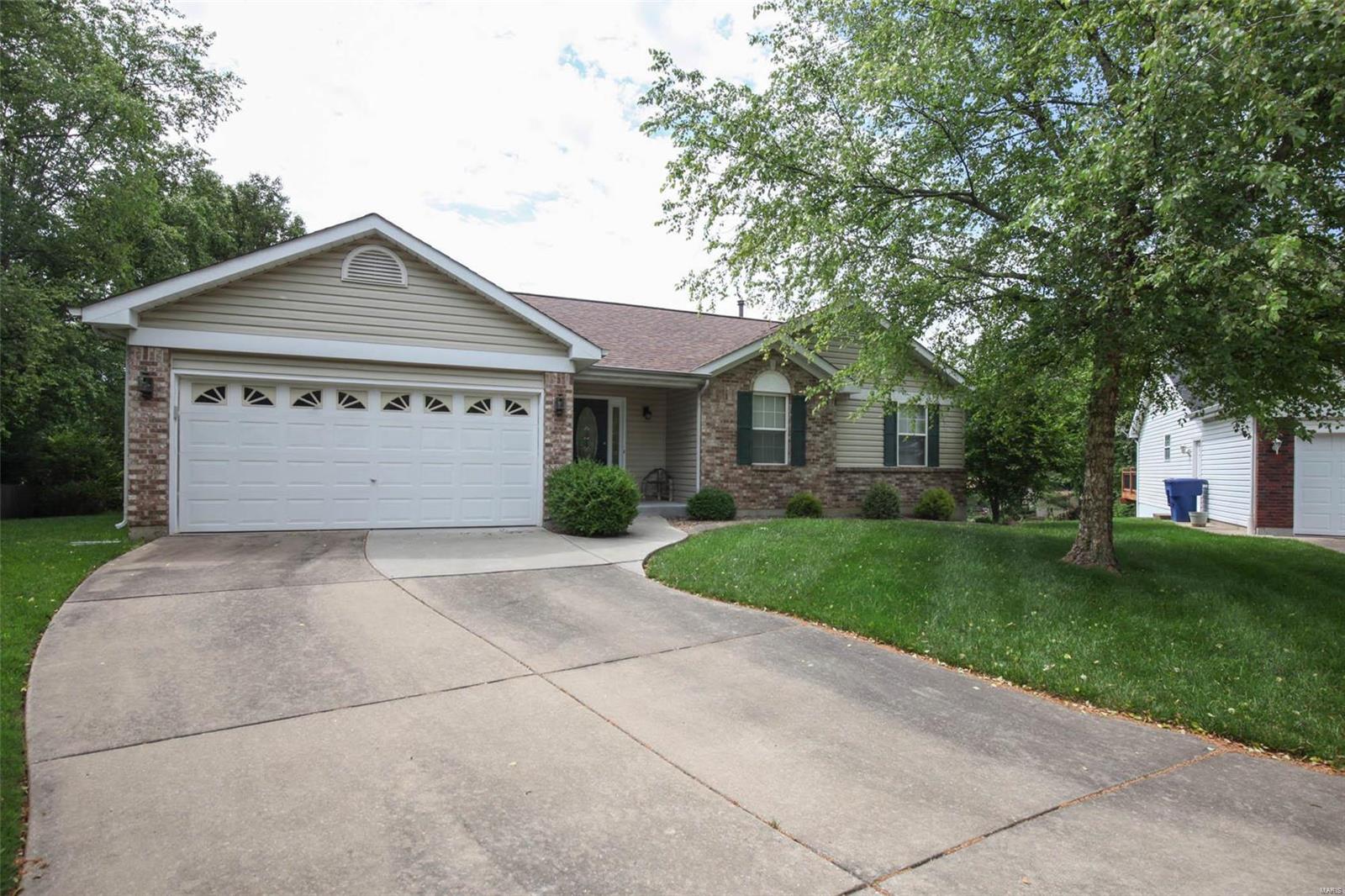 Lindys Landing - Residential