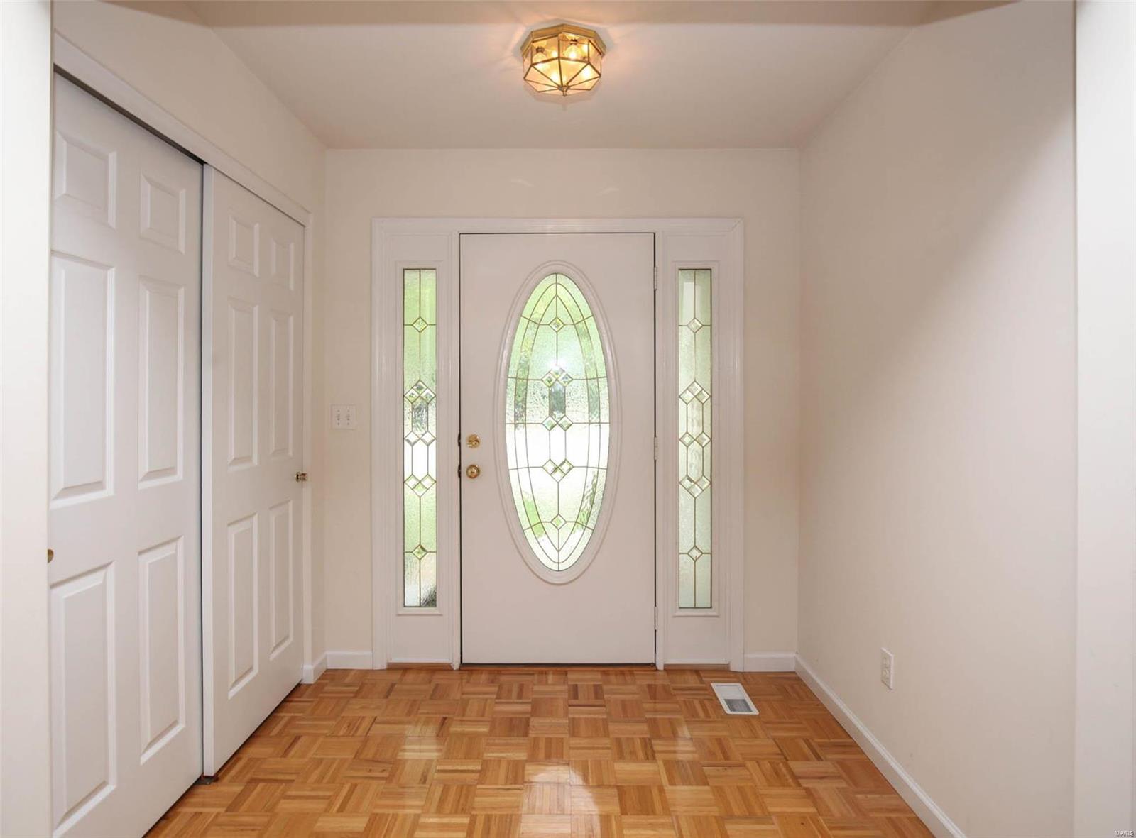 Lindys Landing - Residential